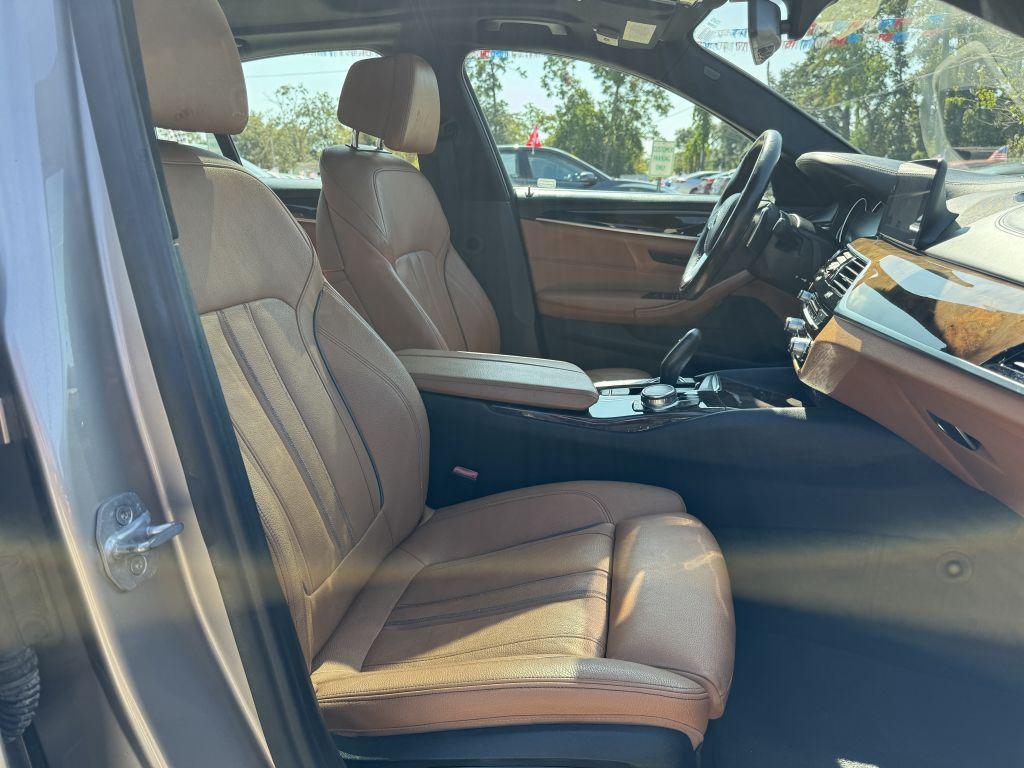 BMW 5 Series  2018 BMW 5 Series  2018