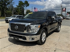 2017 Nissan Titan  2017 Nissan Titan