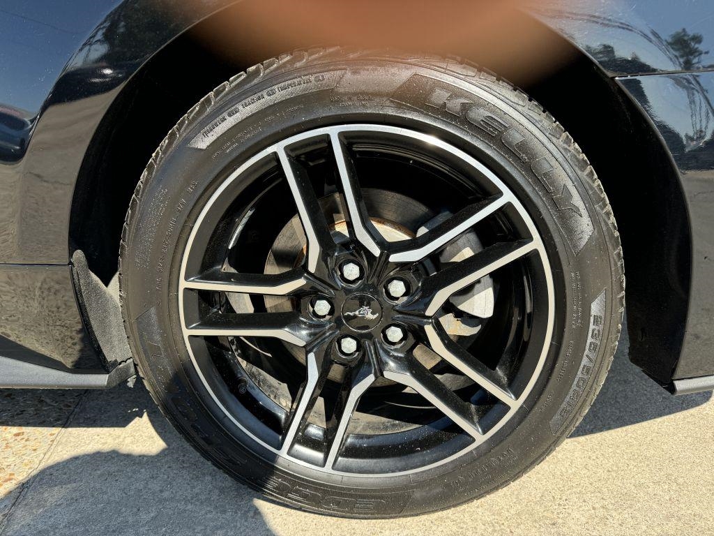 Ford Mustang  2018 Ford Mustang  2018