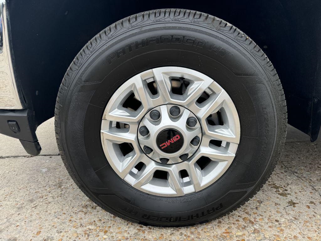 GMC Sierra 2500HD  2022 GMC Sierra 2500HD  2022