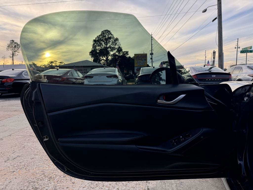 Mazda MX-5 Miata  2021