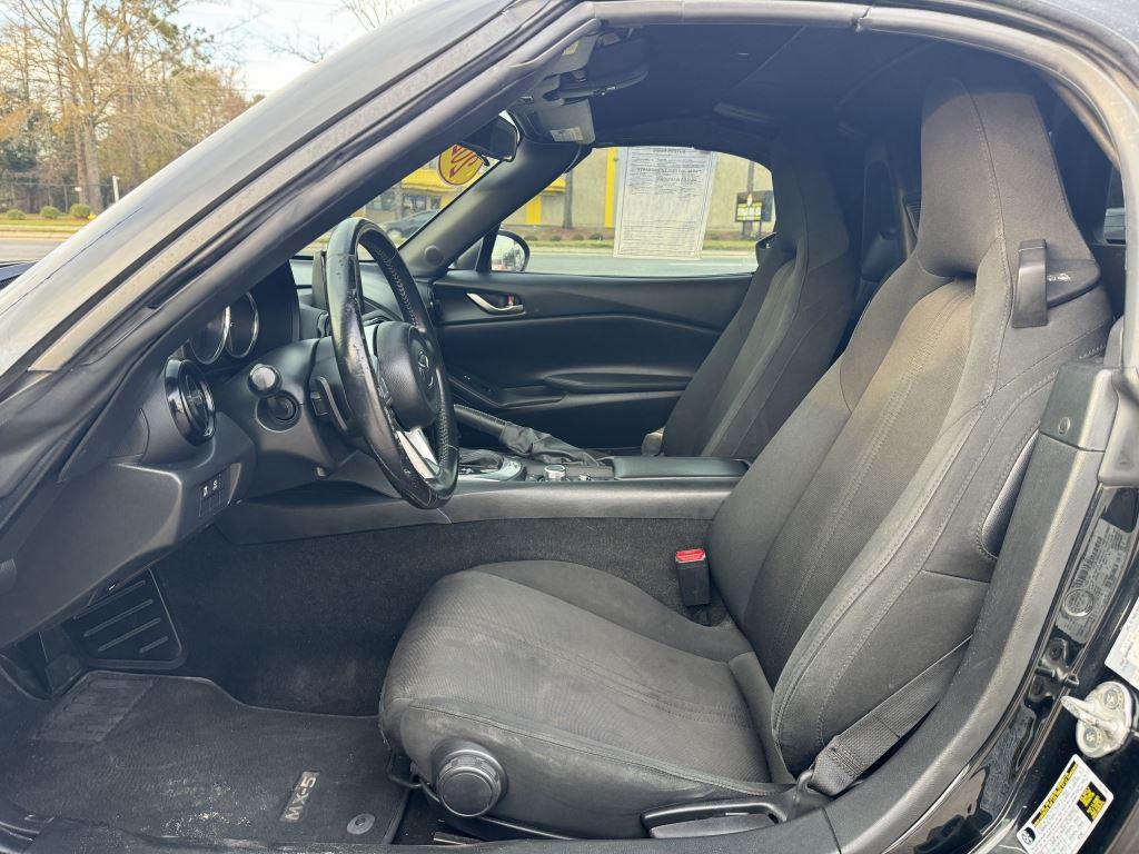 Mazda MX-5 Miata  2021