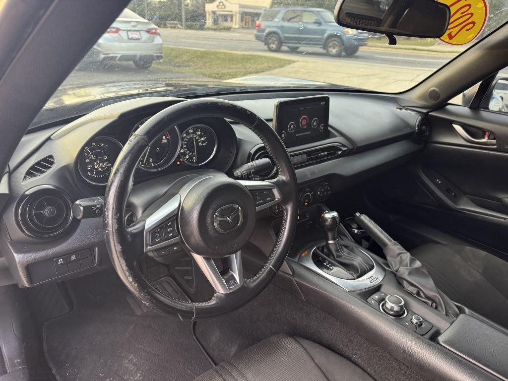 Mazda MX-5 Miata  2021