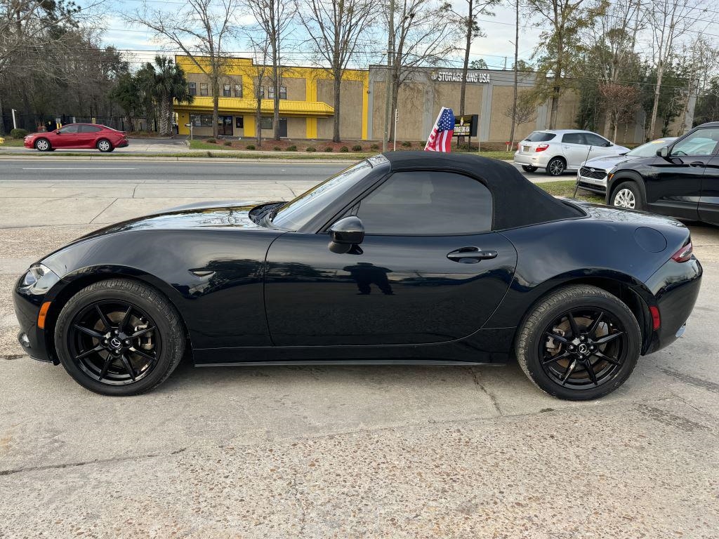 Mazda MX-5 Miata  2021