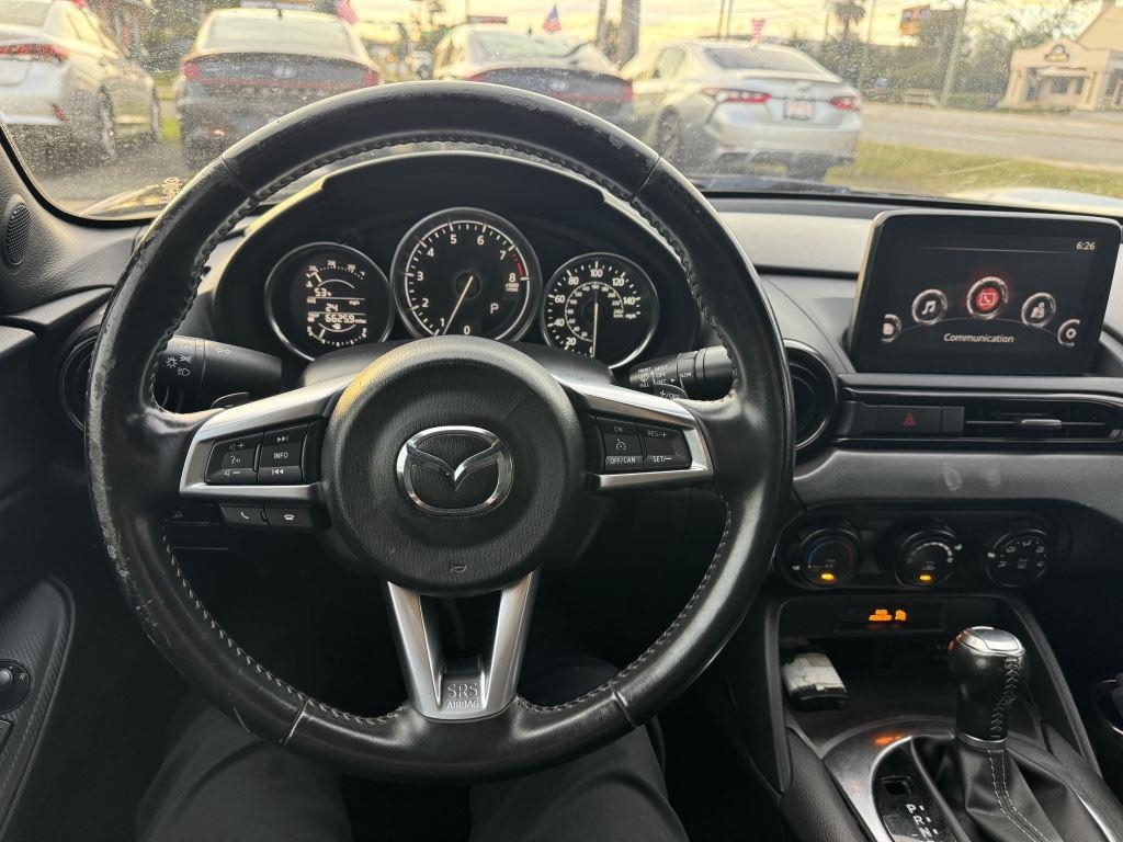 Mazda MX-5 Miata  2021