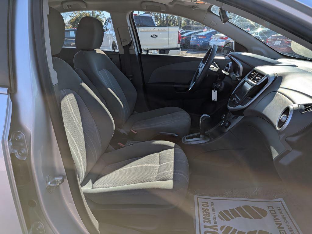 Chevrolet Sonic  2017