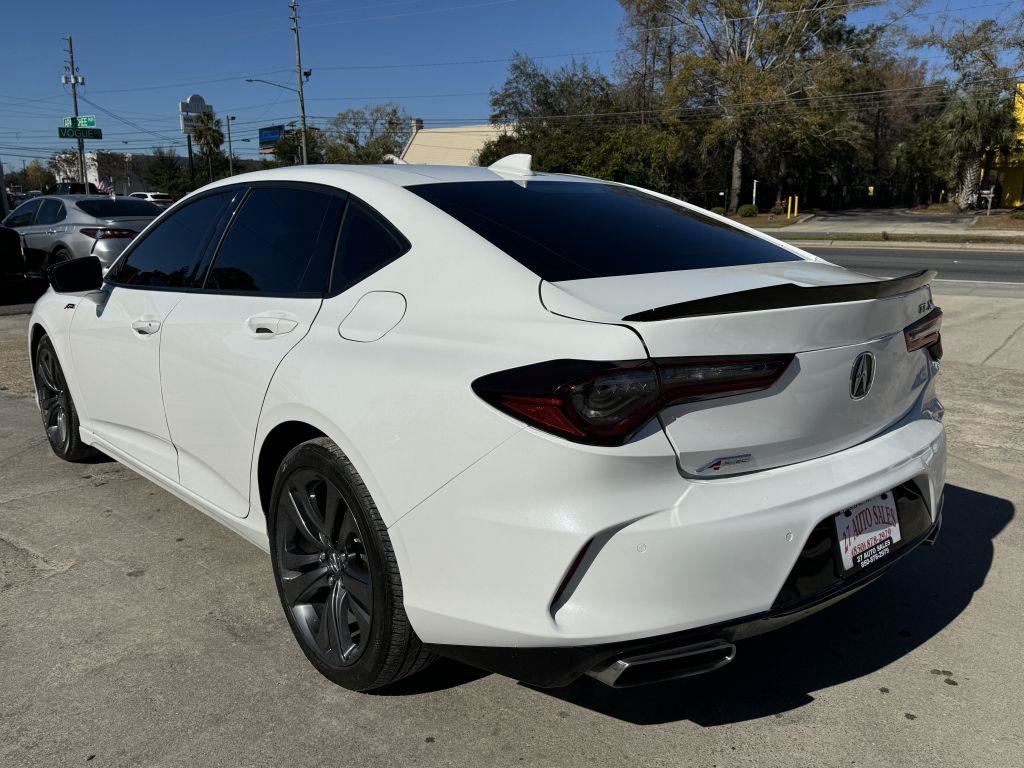 Acura TLX  2022