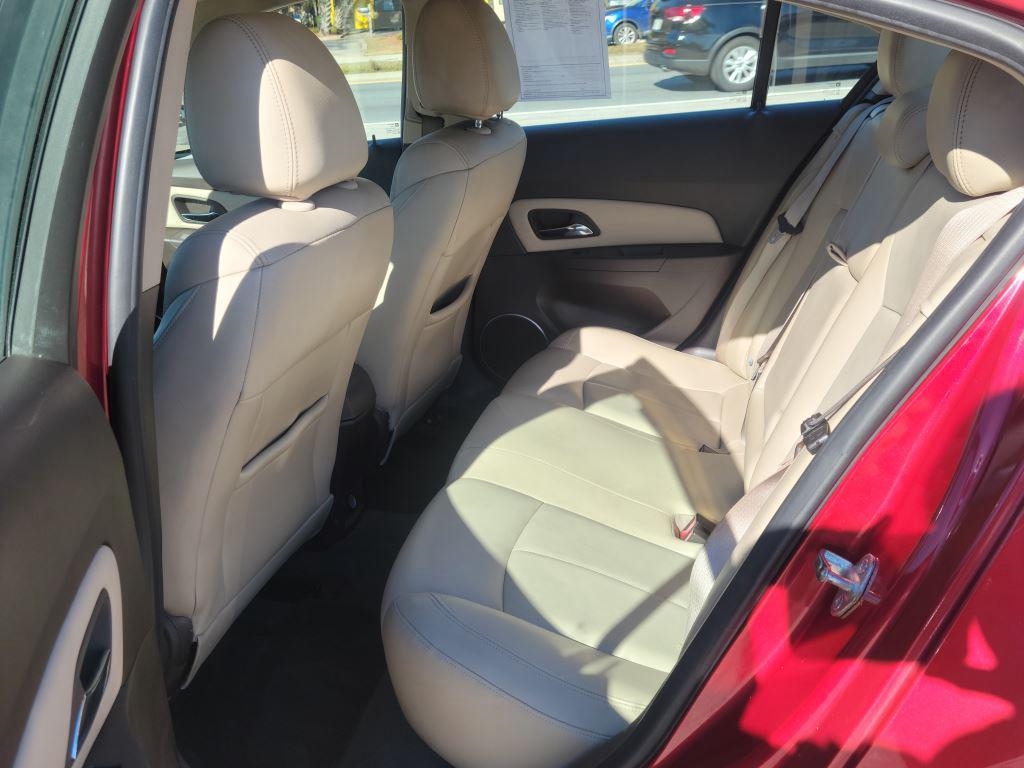 Chevrolet Cruze  2011