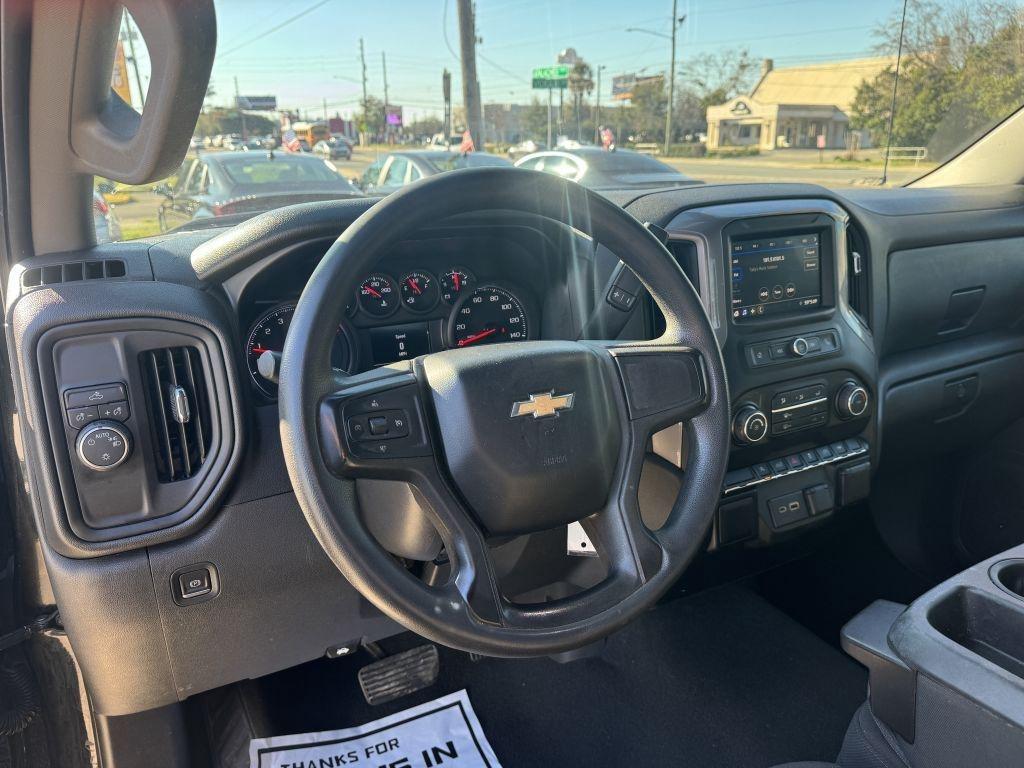 Chevrolet Silverado 1500  2021