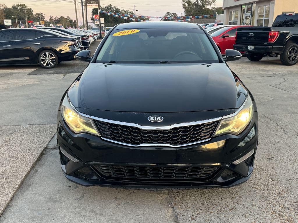 Kia Optima  2019