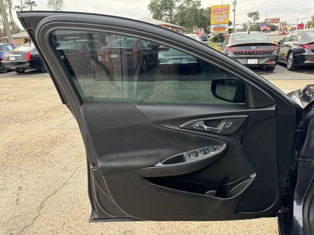 Chevrolet Malibu  2023