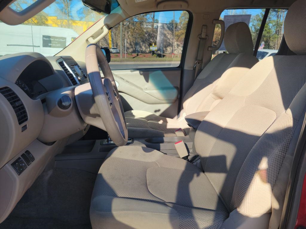 Nissan Frontier  2014