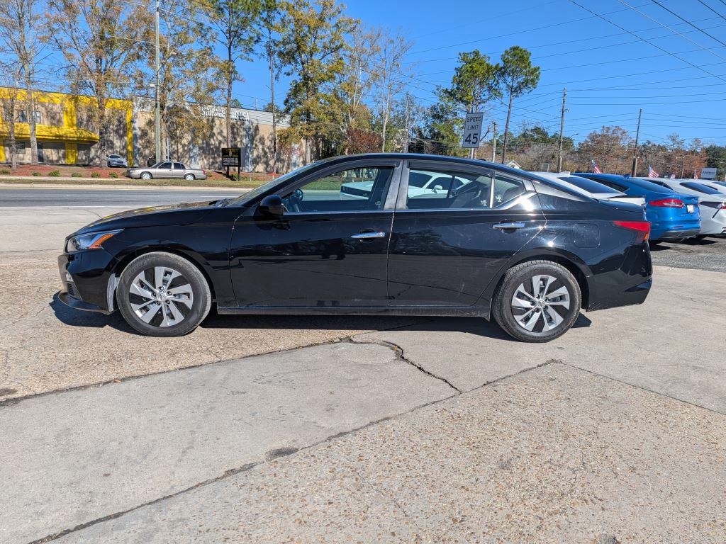 Nissan Altima  2019