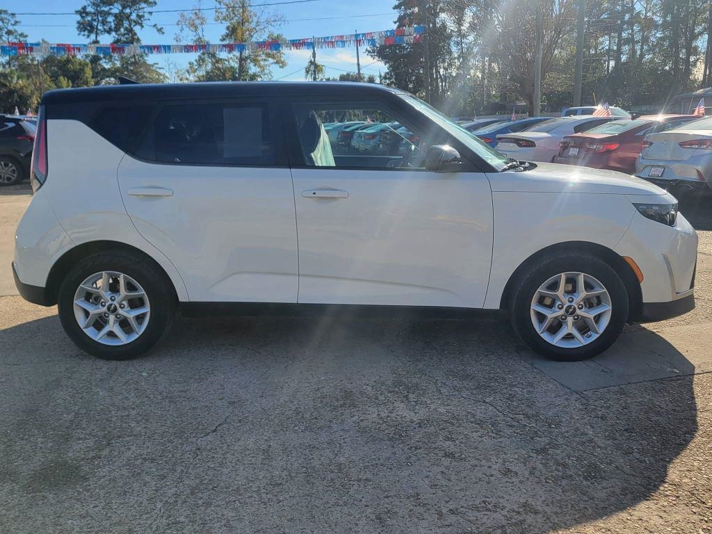 Kia Soul  2023
