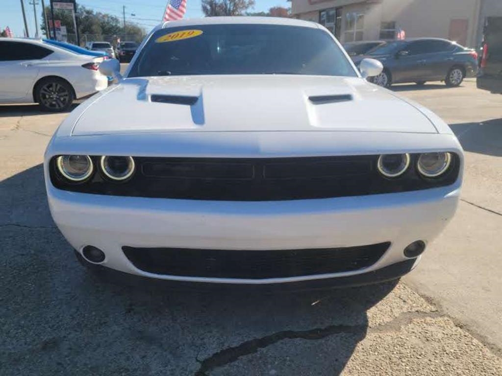 Dodge Challenger  2019