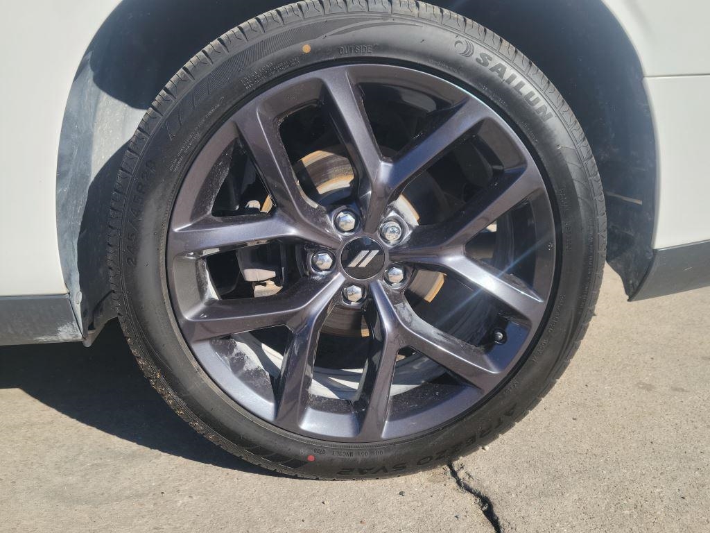 Dodge Challenger  2019