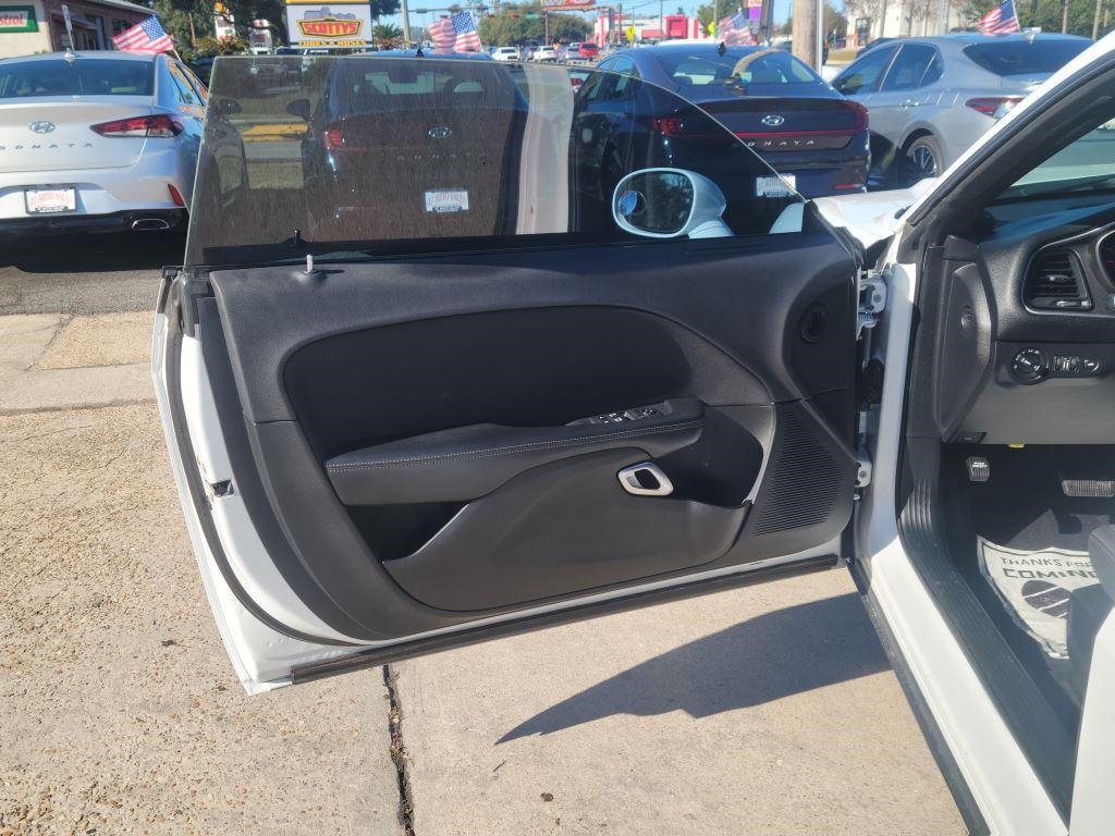 Dodge Challenger  2019