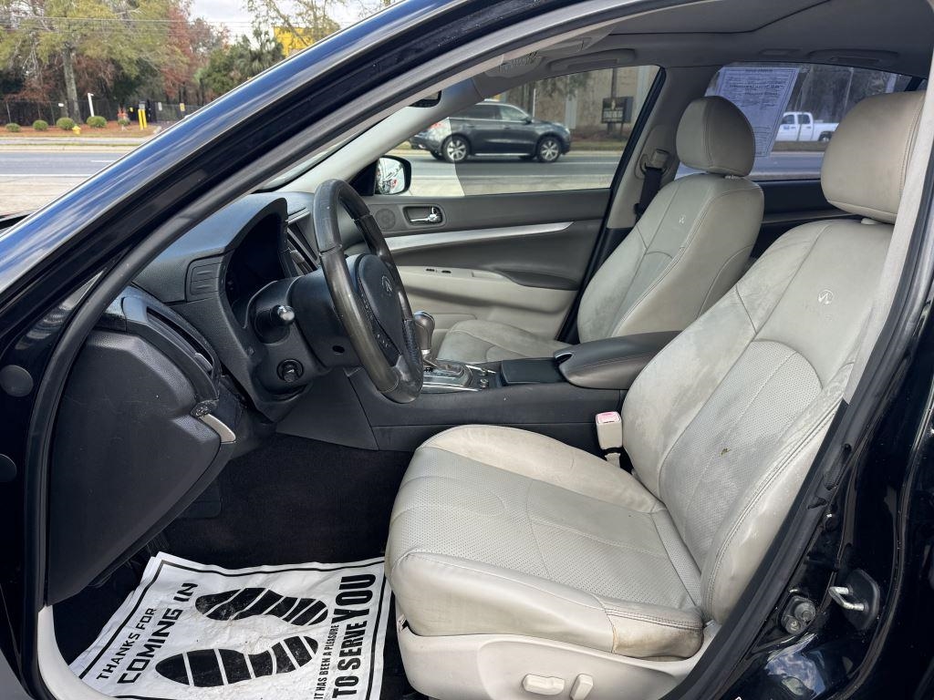 Infiniti G37 Sedan  2012