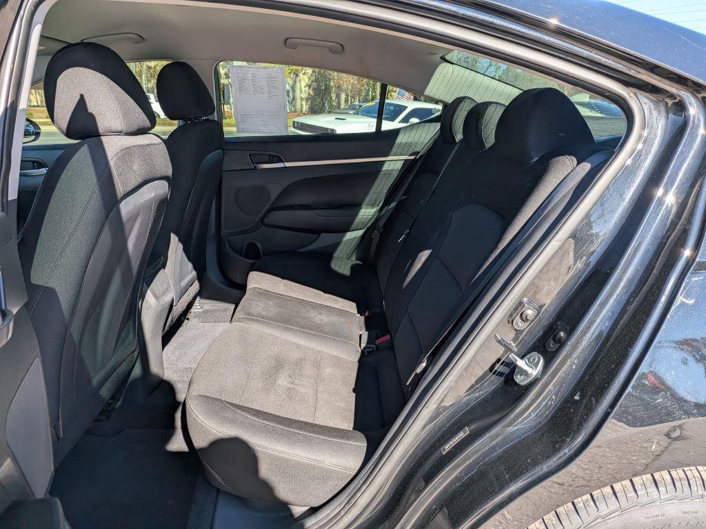 Hyundai Elantra  2020