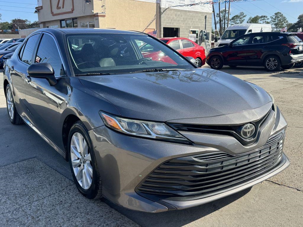 Toyota Camry  2019