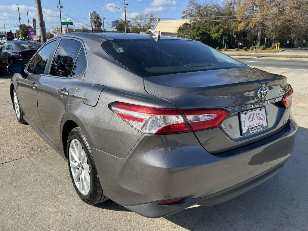 Toyota Camry  2019