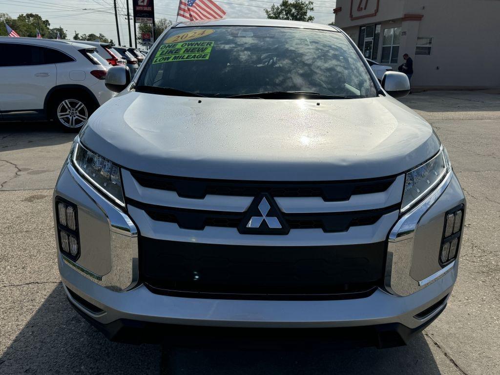 Mitsubishi Outlander Sport  2024