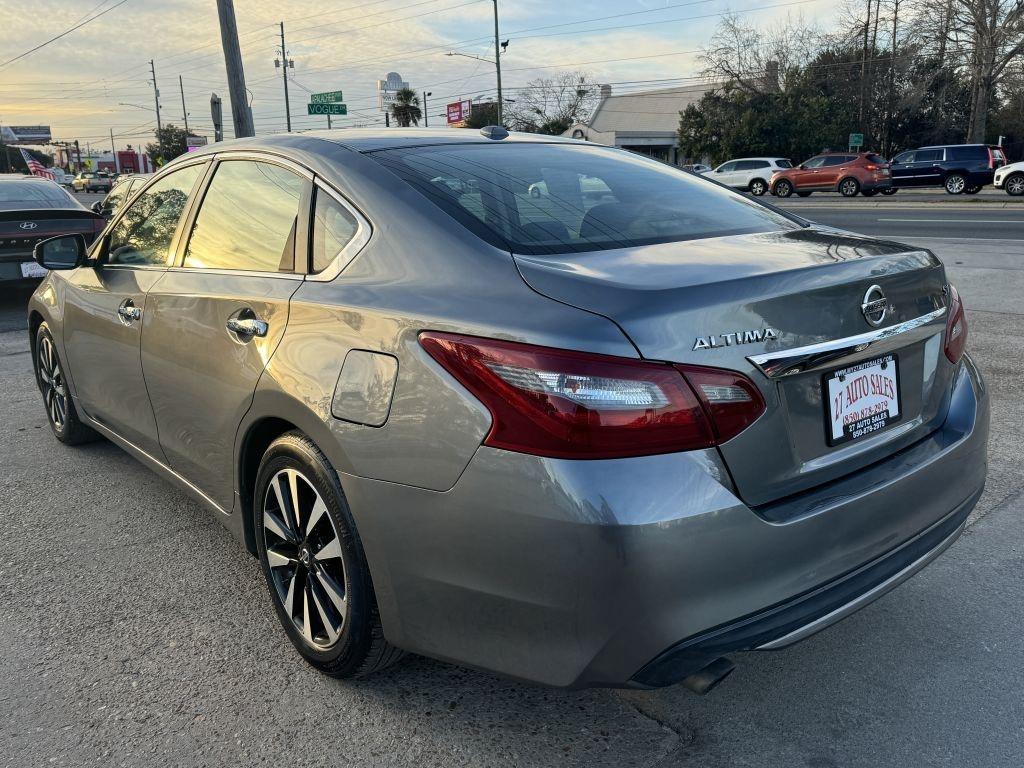 Nissan Altima  2018