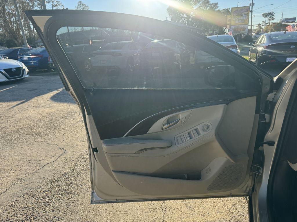 Buick LaCrosse  2014