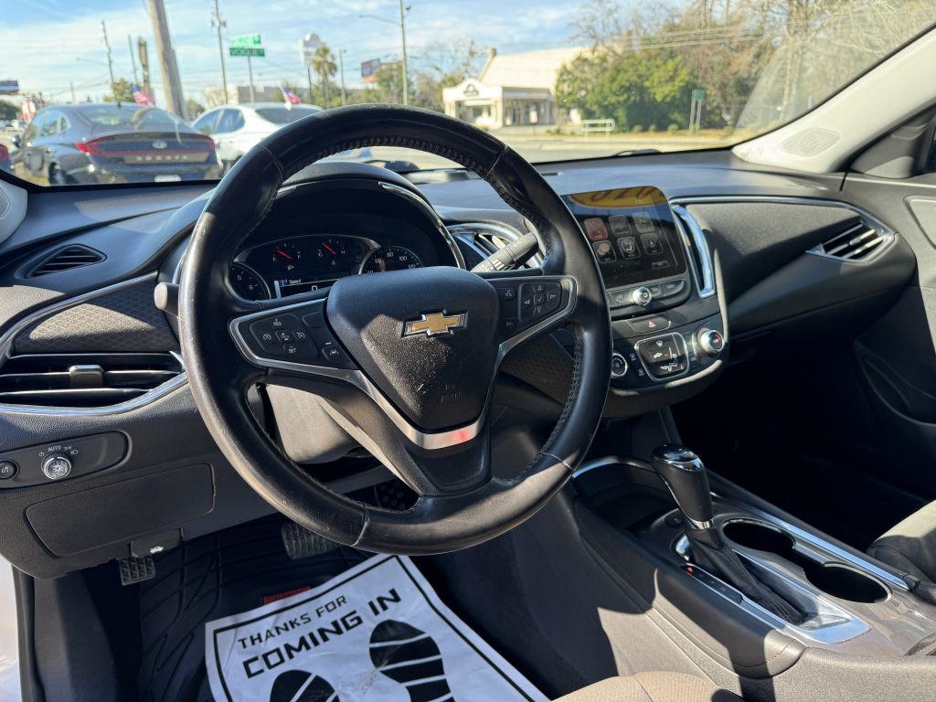 Chevrolet Malibu  2018