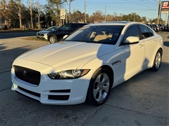2018 Jaguar XE 