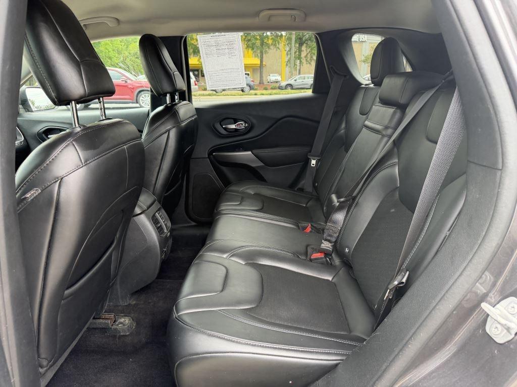 Jeep Cherokee  2019
