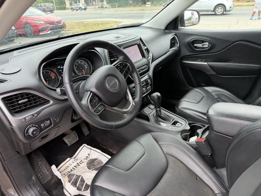 Jeep Cherokee  2019