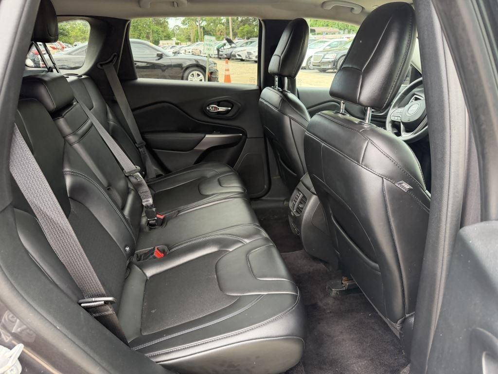 Jeep Cherokee  2019