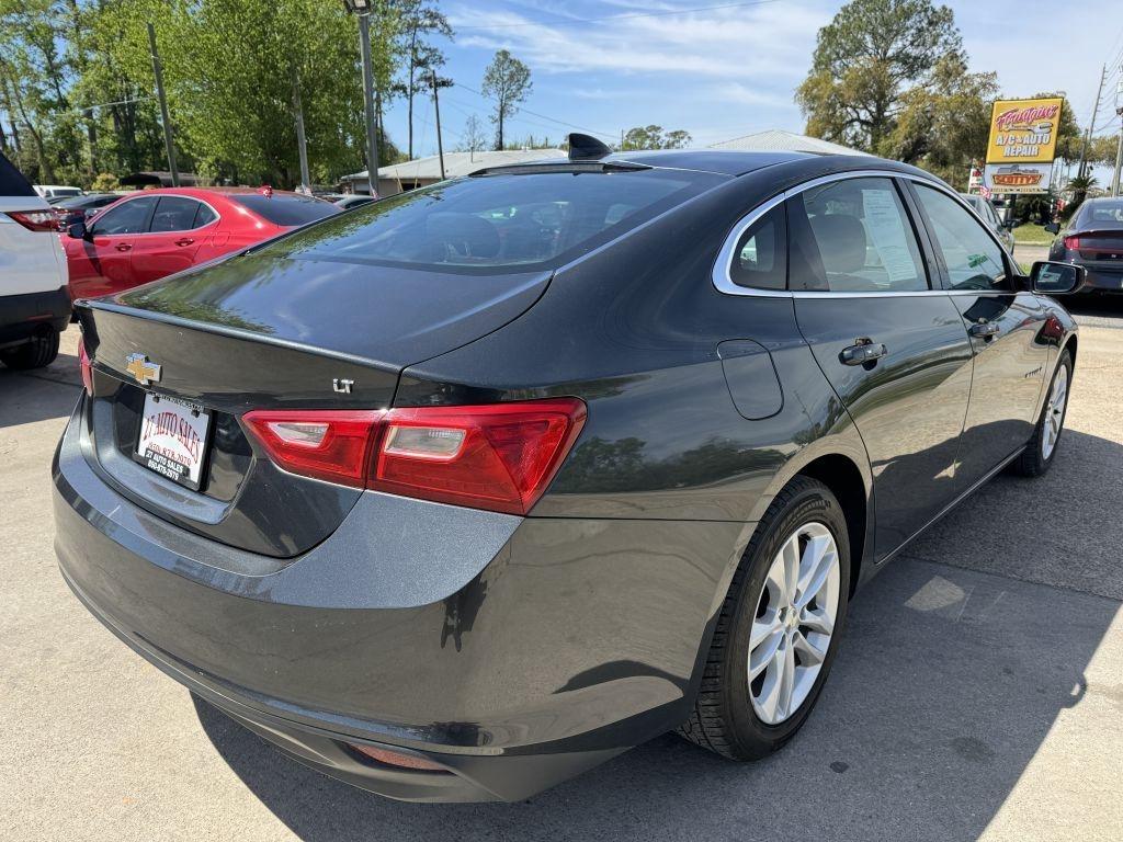 Chevrolet Malibu  2017