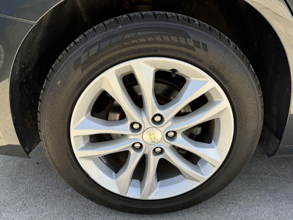 Chevrolet Malibu  2017