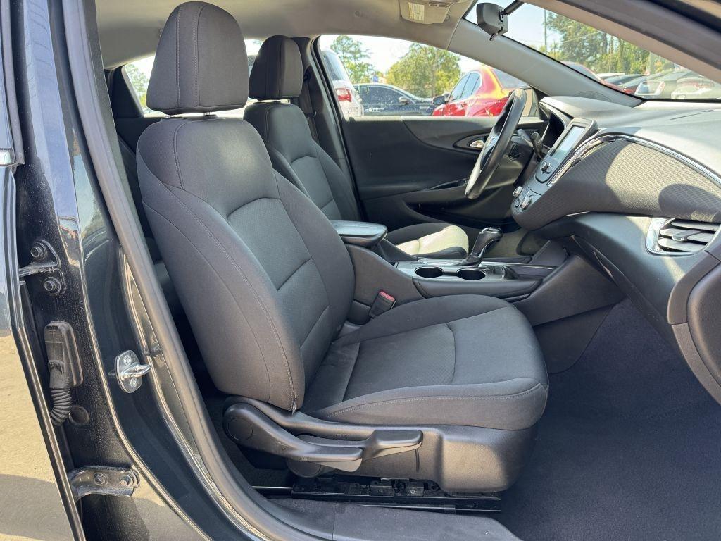 Chevrolet Malibu  2017