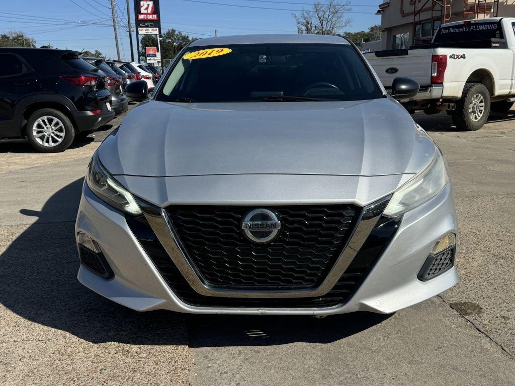 Nissan Altima  2019