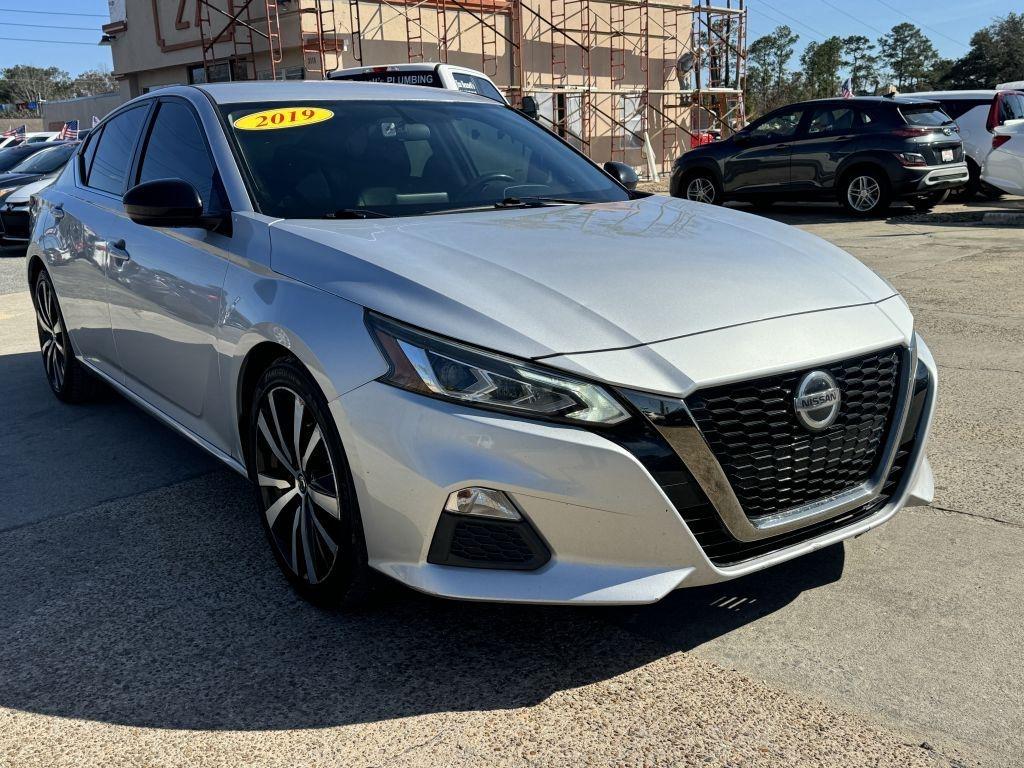 Nissan Altima  2019