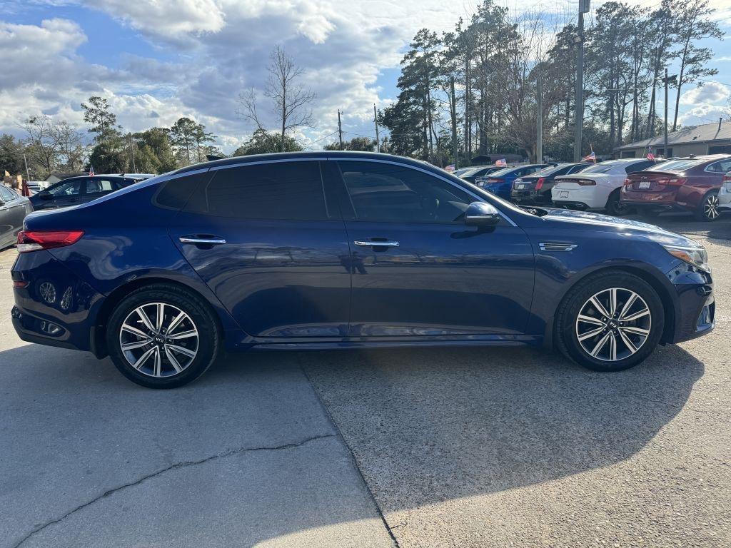 Kia Optima  2019