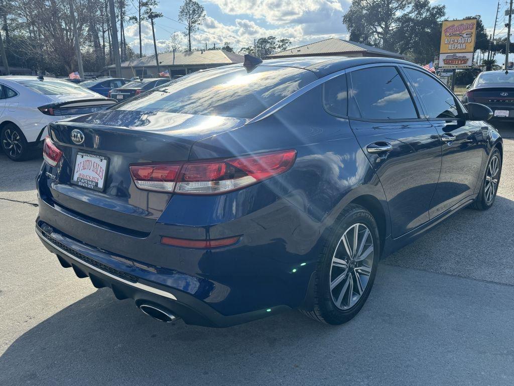 Kia Optima  2019