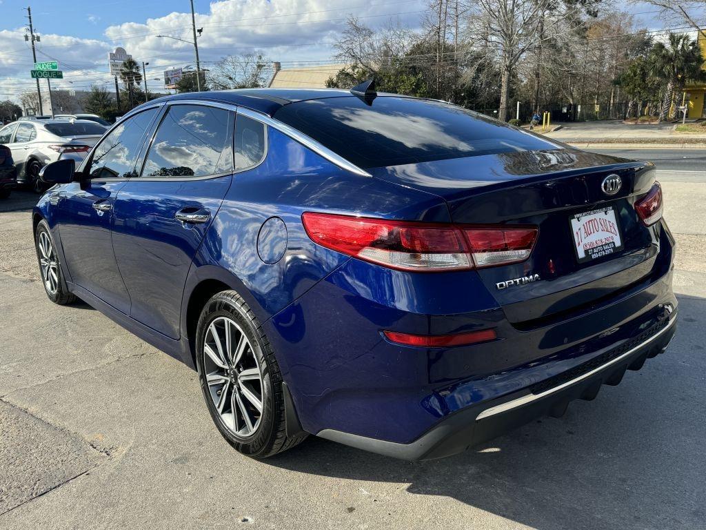Kia Optima  2019