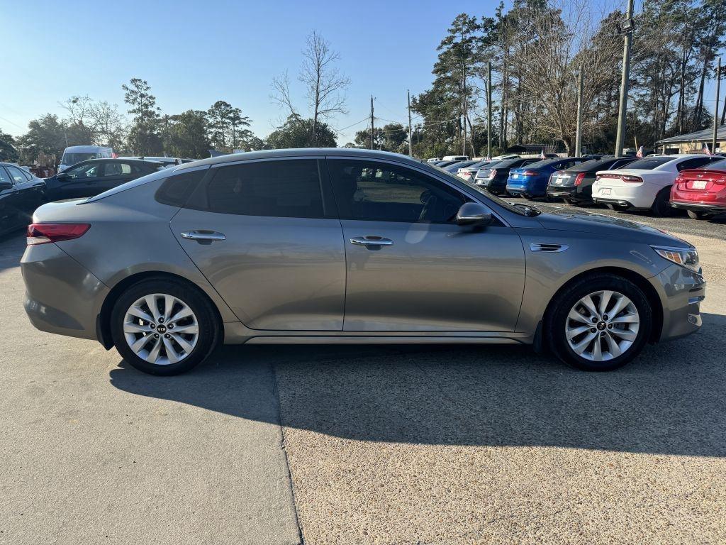 Kia Optima  2017