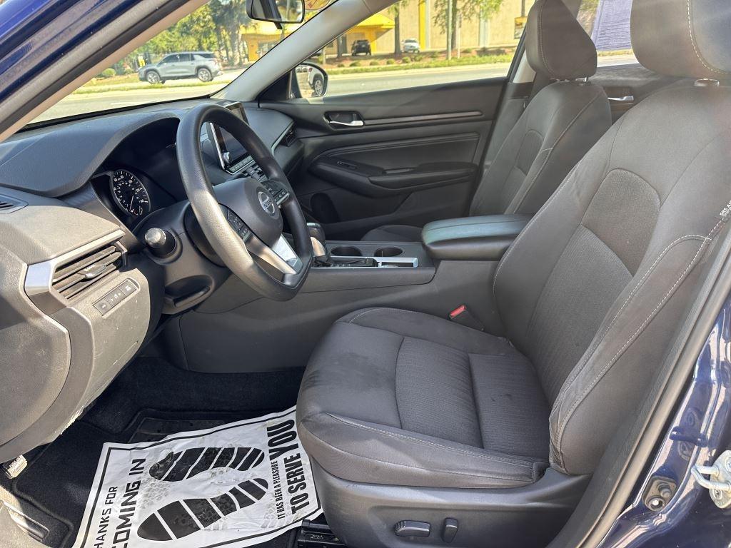 Nissan Altima  2020