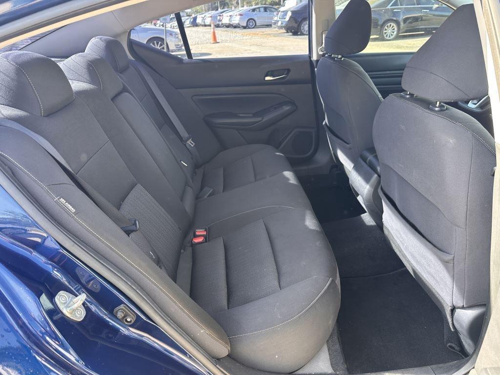 Nissan Altima  2020