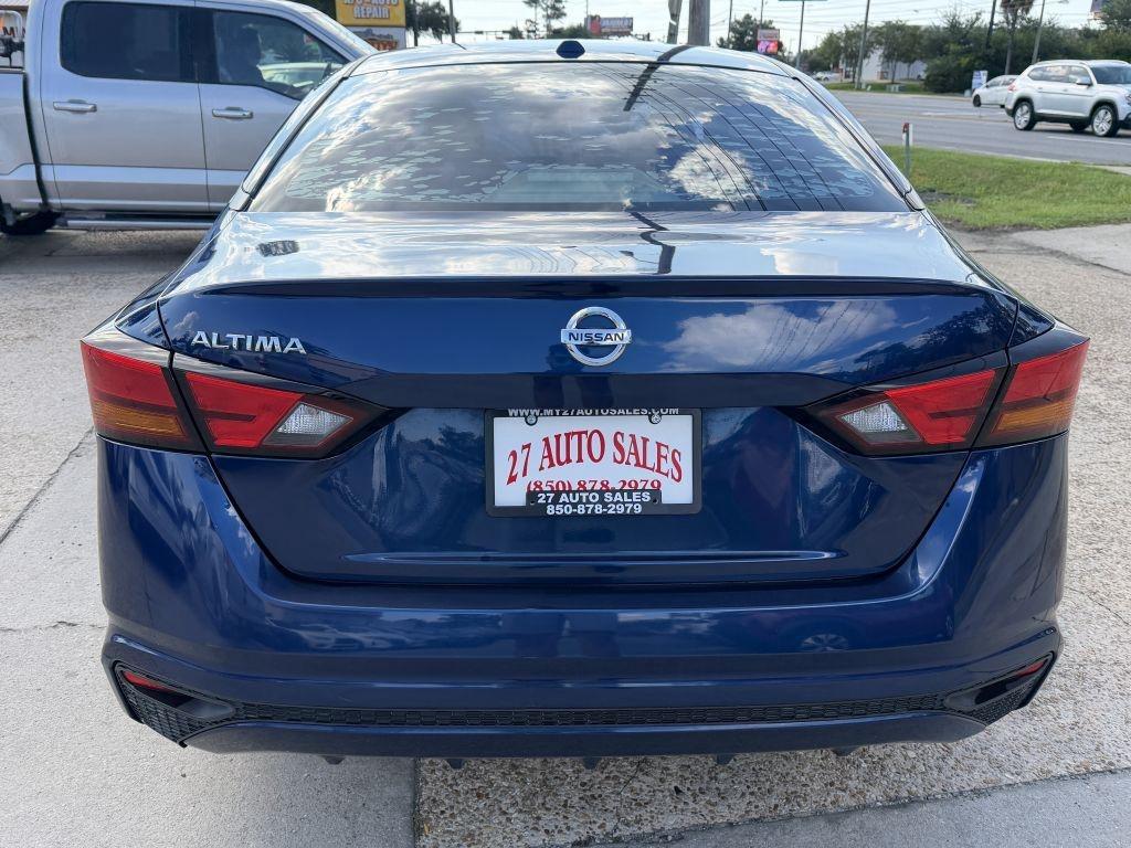 Nissan Altima  2020
