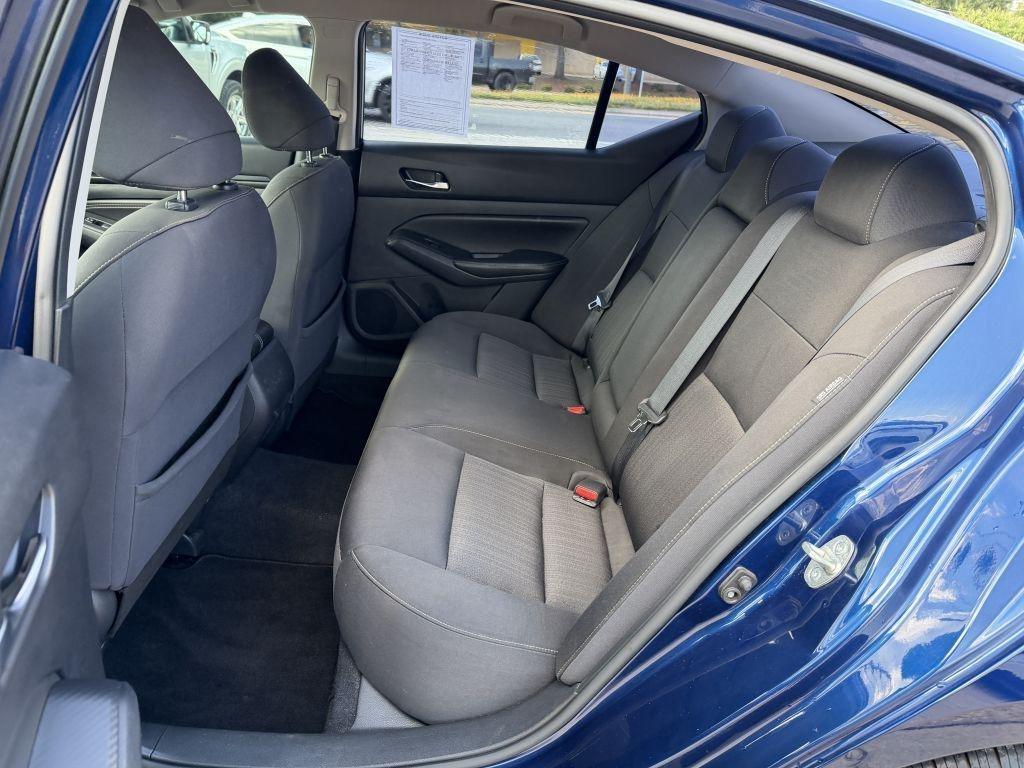 Nissan Altima  2020