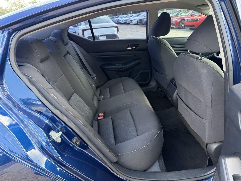 Nissan Altima  2020
