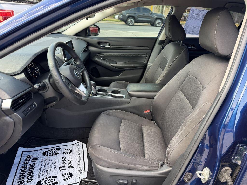 Nissan Altima  2020