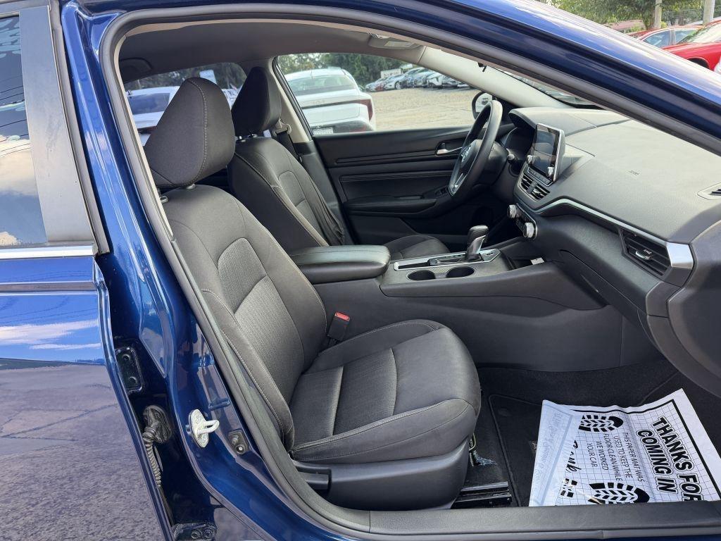 Nissan Altima  2020