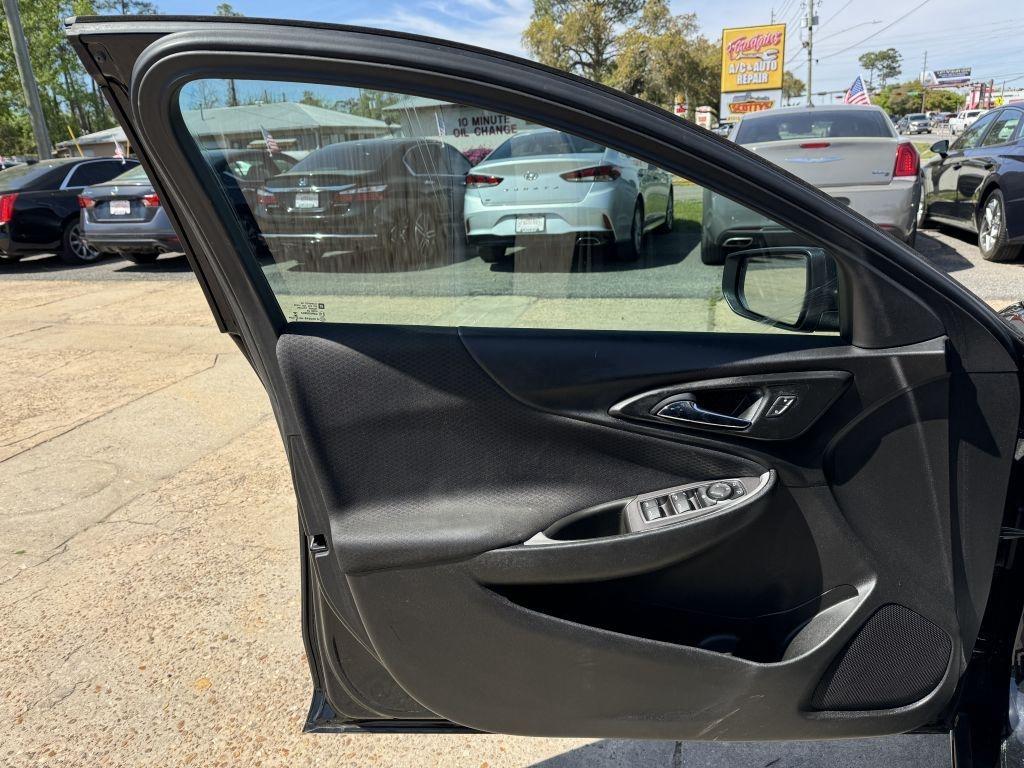 Chevrolet Malibu  2019